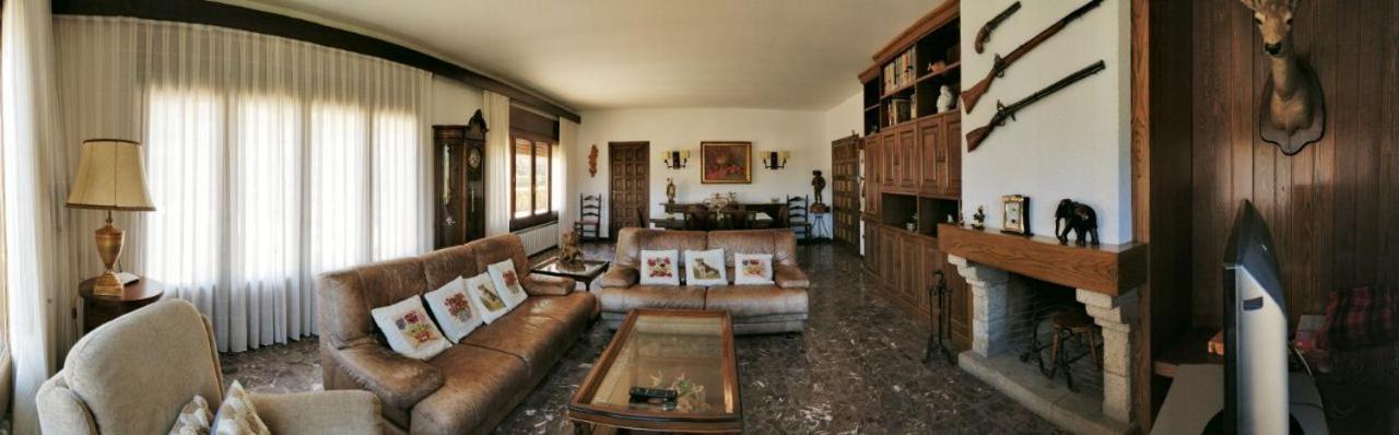 Torre Can Ripoll Sant Hilari Sacalm Luaran gambar
